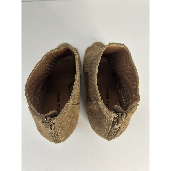 Moda Spana Uma Khaki Suede Wedge Heel Perforated Ankle Peep Toe Boot Women's 6.5 - Picture 6 of 9